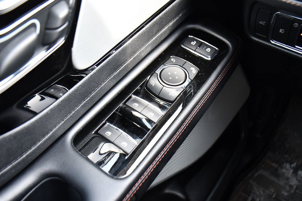 Used 2022 Lincoln Aviator Reserve w/ Equipment Group 201A image 26