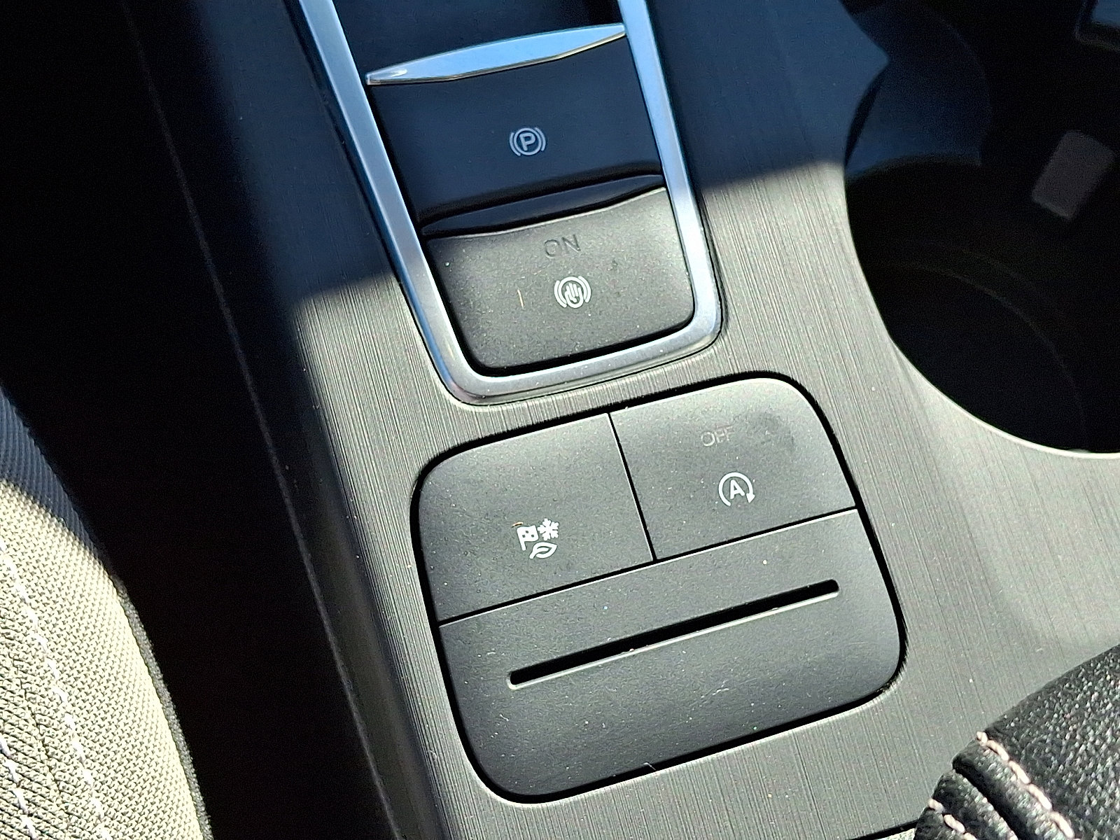 Certified 2022 Ford Escape SE w/ Convenience Package image 27