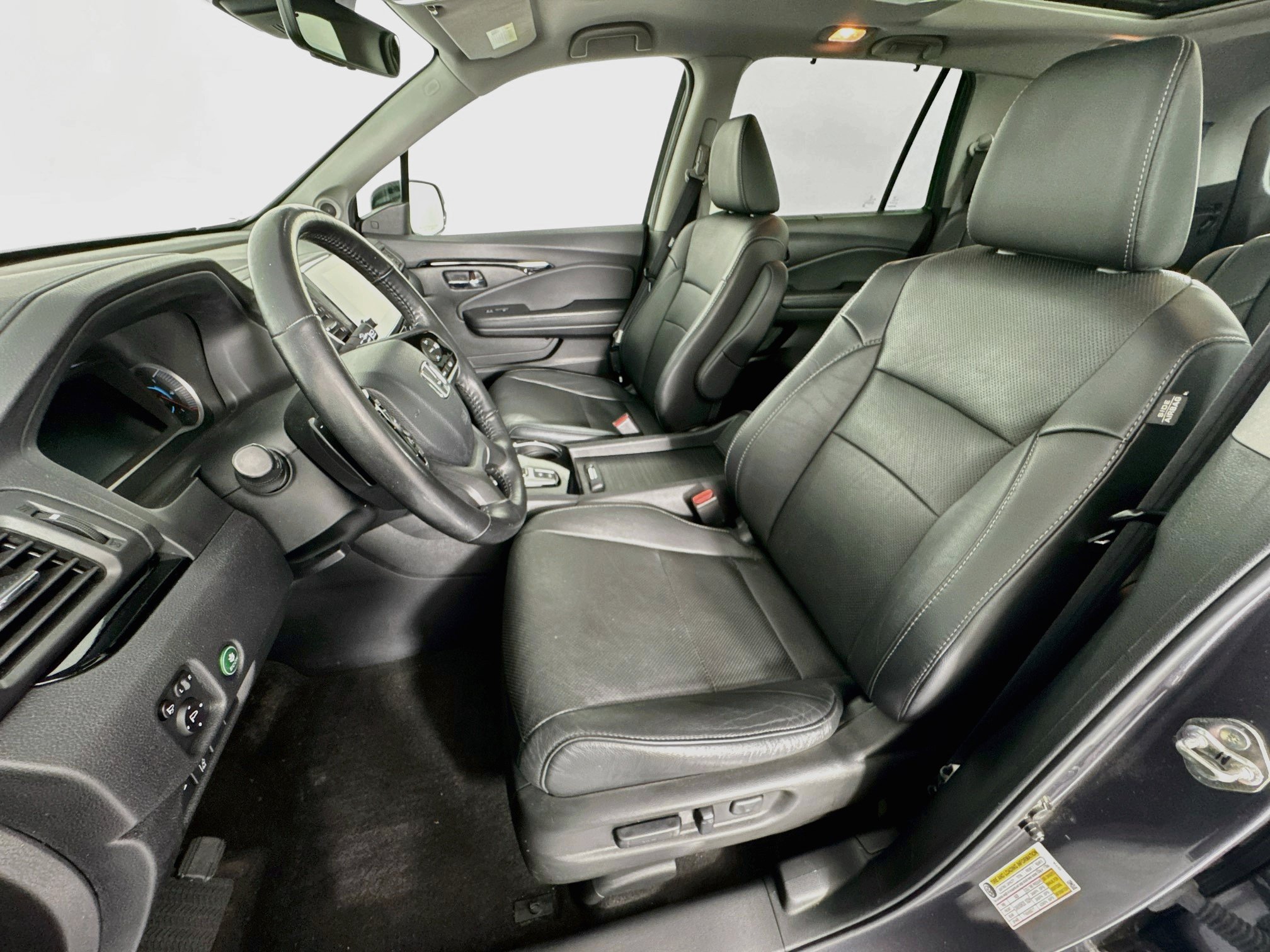 Certified 2019 Honda Pilot Elite image 21