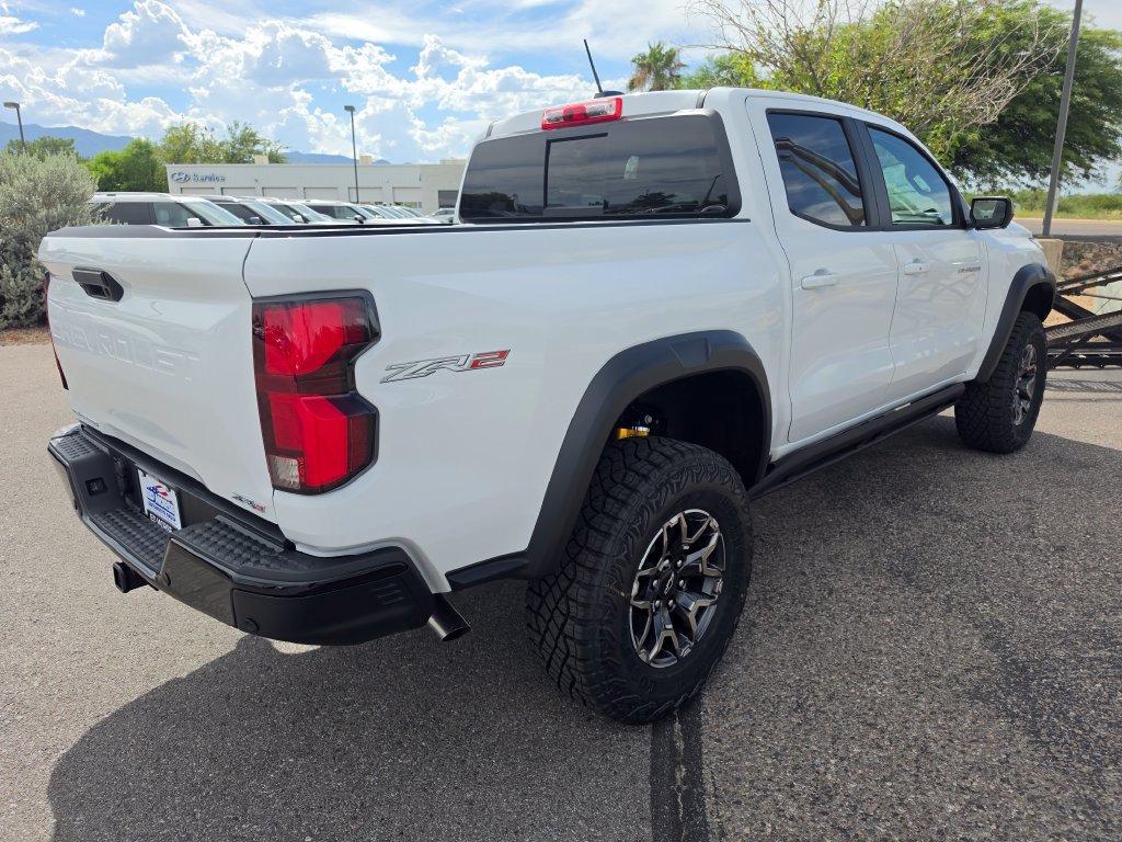 New 2026 Chevrolet Colorado ZR2 w/ Technology Package AWD/4WD image 5