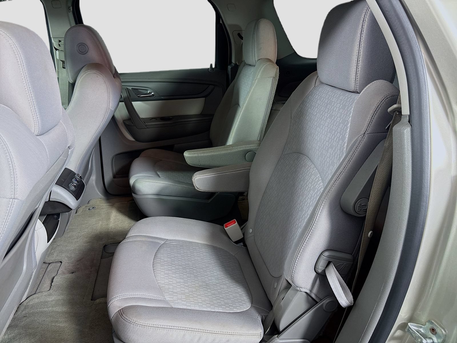 Used 2013 GMC Acadia SLE FWD image 23