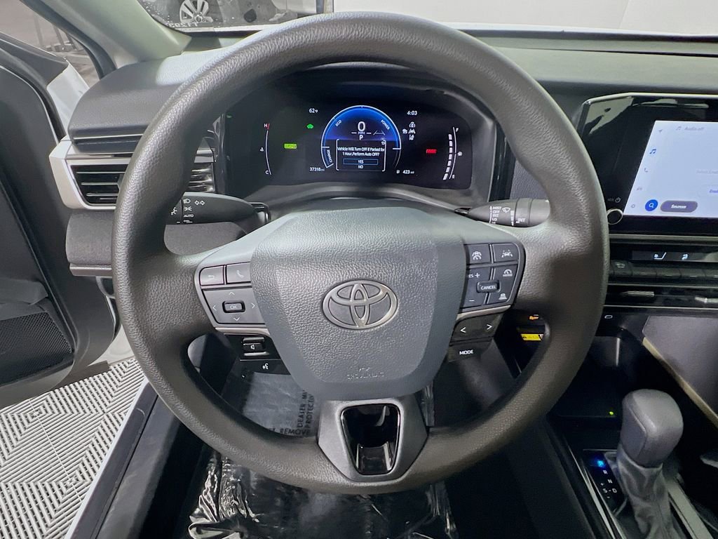 Certified 2025 Toyota Camry LE AWD/4WD image 11