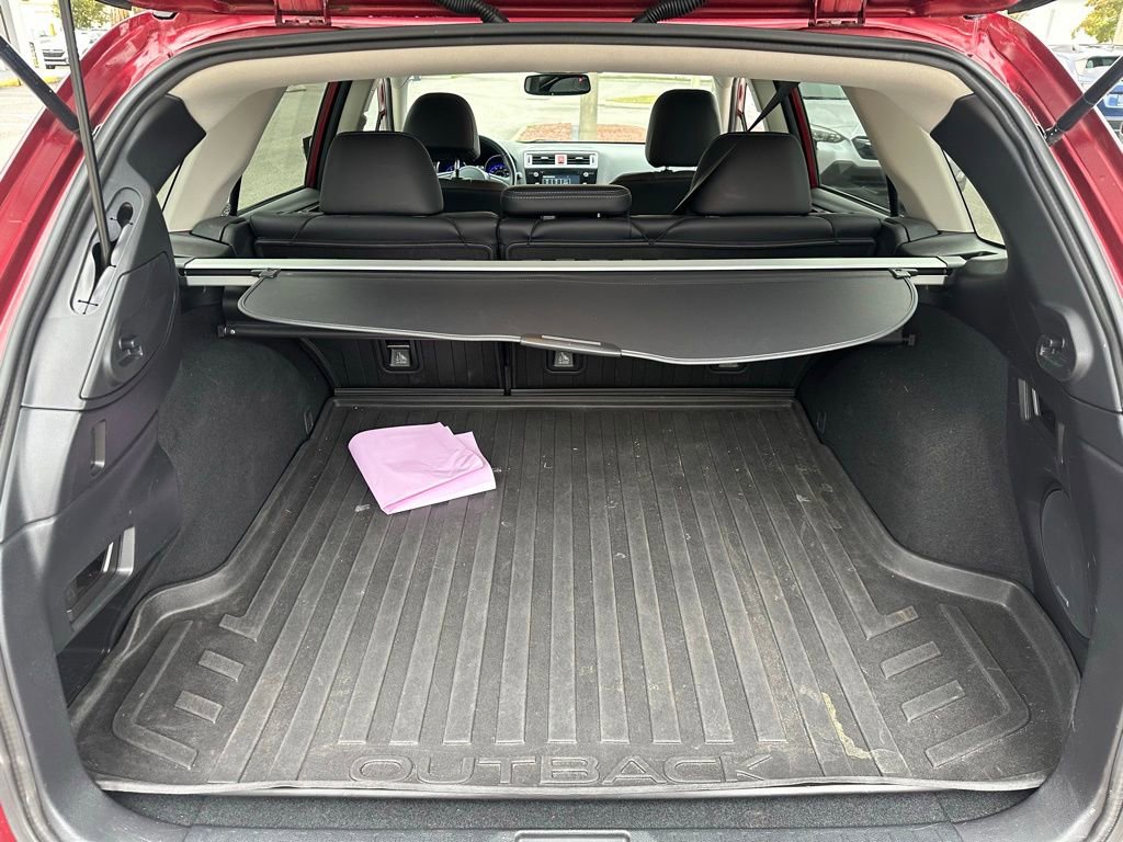 Used 2017 Subaru Outback 2.5i Limited w/ Popular Package #5 image 7