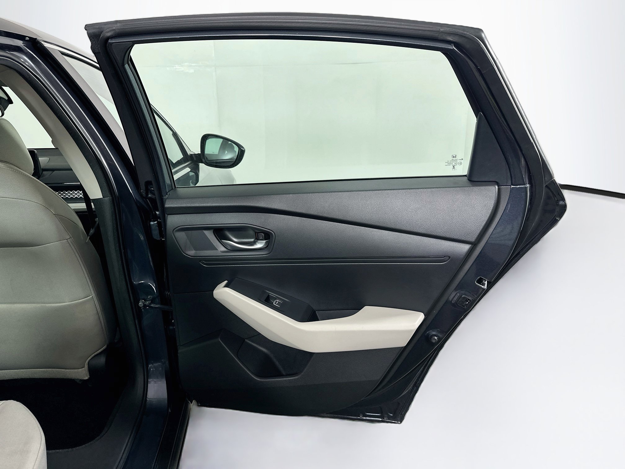 Used 2025 Honda Accord LX image 27
