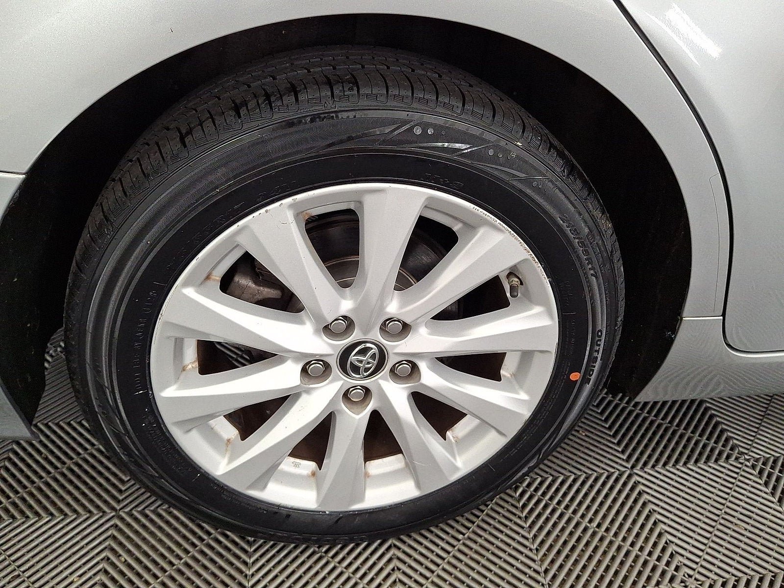 Certified 2018 Toyota Camry LE FWD image 18