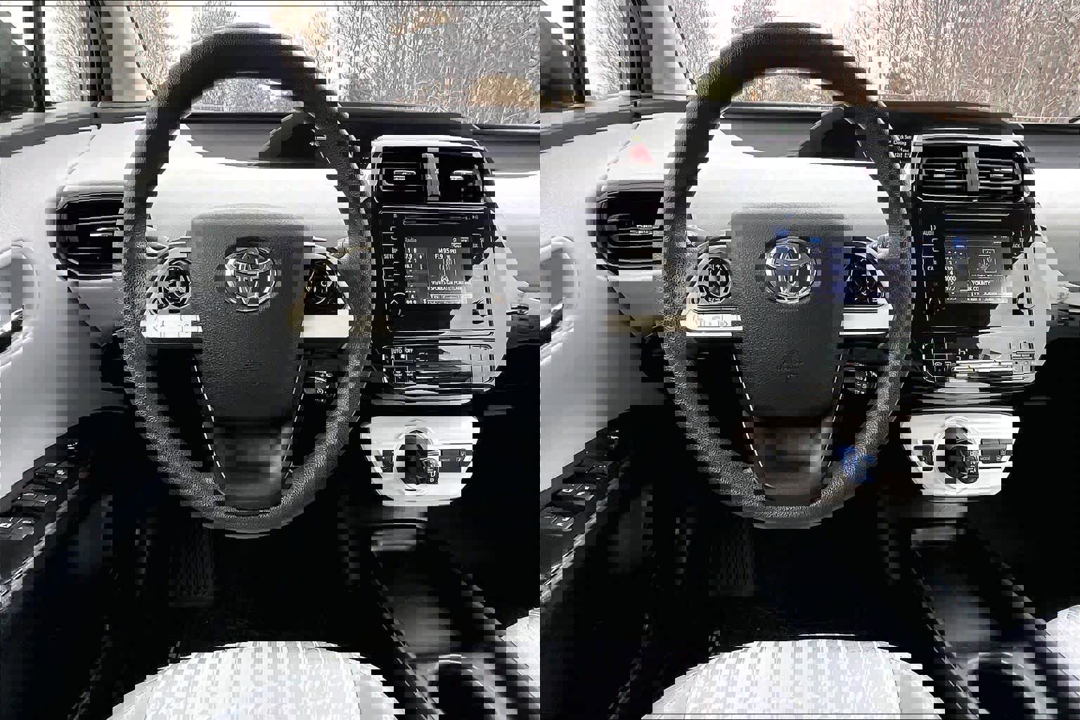 Used 2016 Toyota Prius Two image 6