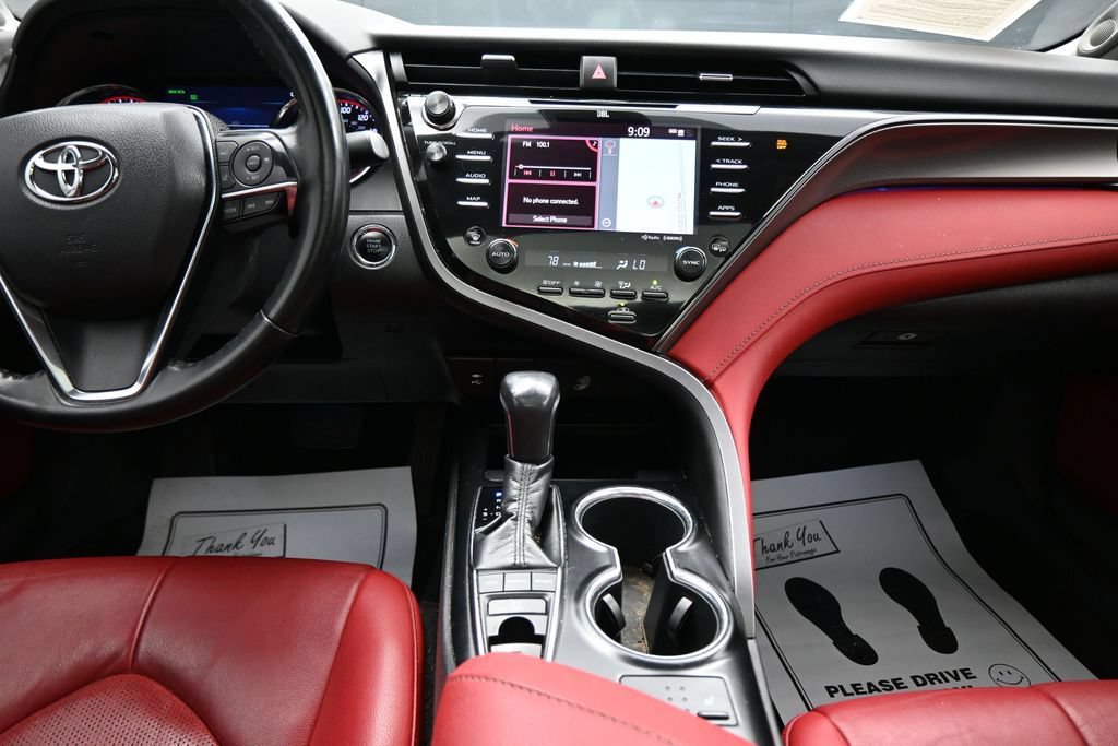 Used 2019 Toyota Camry XSE w/ Navigation Package FWD image 18