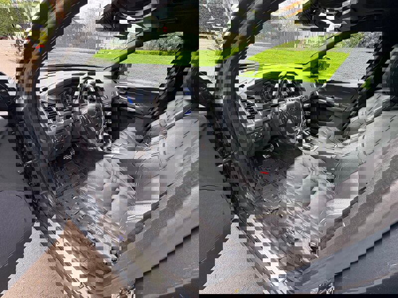 Used 2015 Volvo XC60 T6 R-Design Platinum image 10