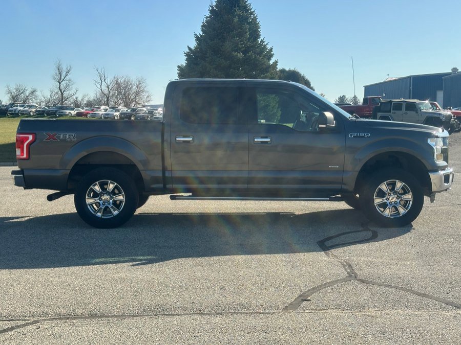 Used 2015 Ford F150 XLT w/ Equipment Group 301A Mid AWD/4WD image 8