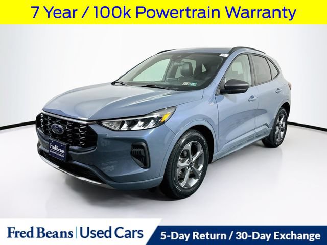 Certified 2023 Ford Escape ST-Line w/ Equipment Group 301A FWD image 4