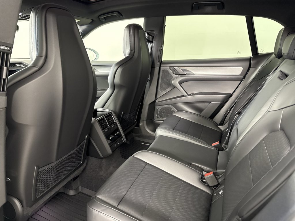 New 2026 Porsche Cayenne Electric AWD/4WD image 26