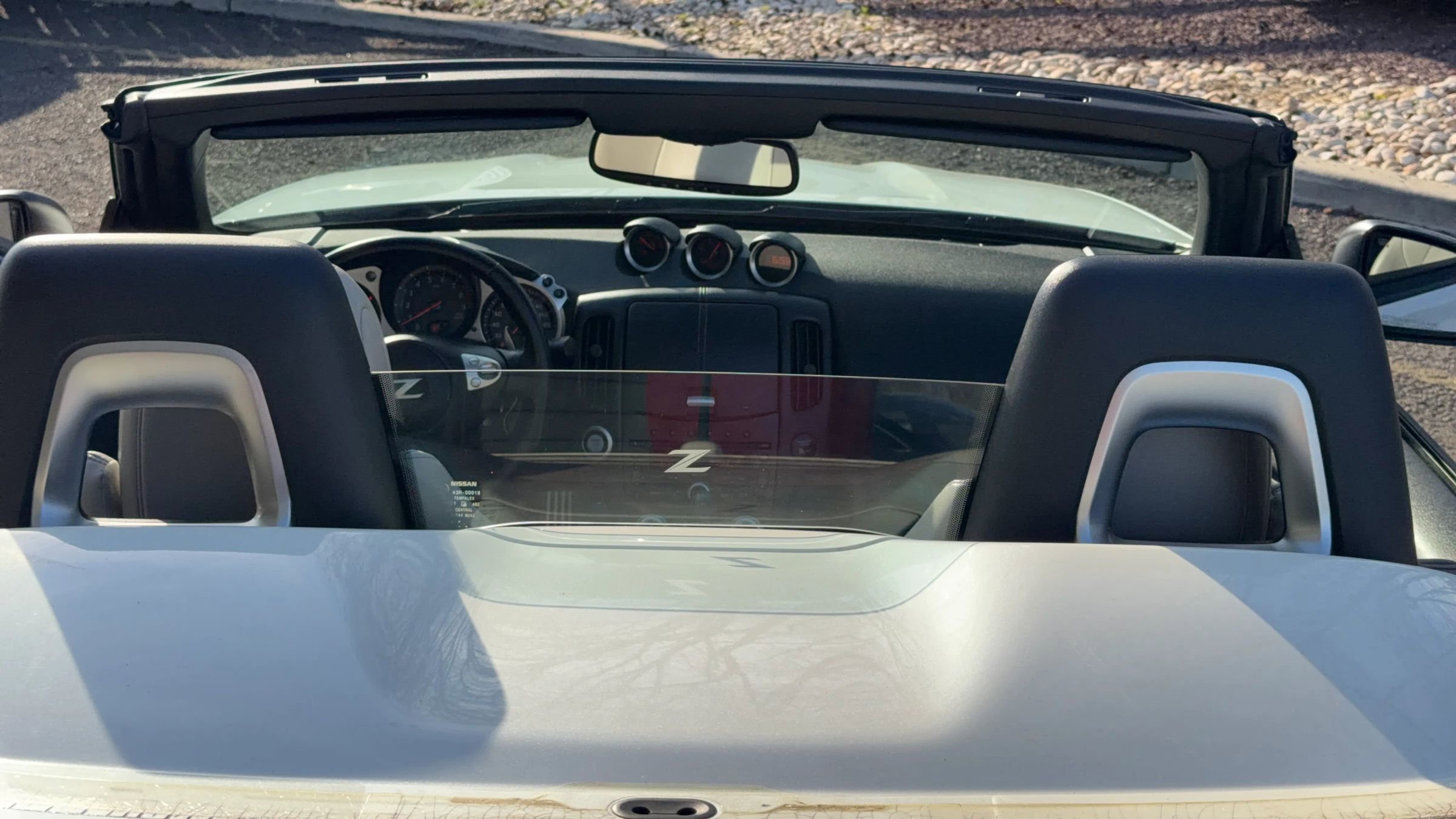 Used 2014 Nissan 370Z Touring image 11