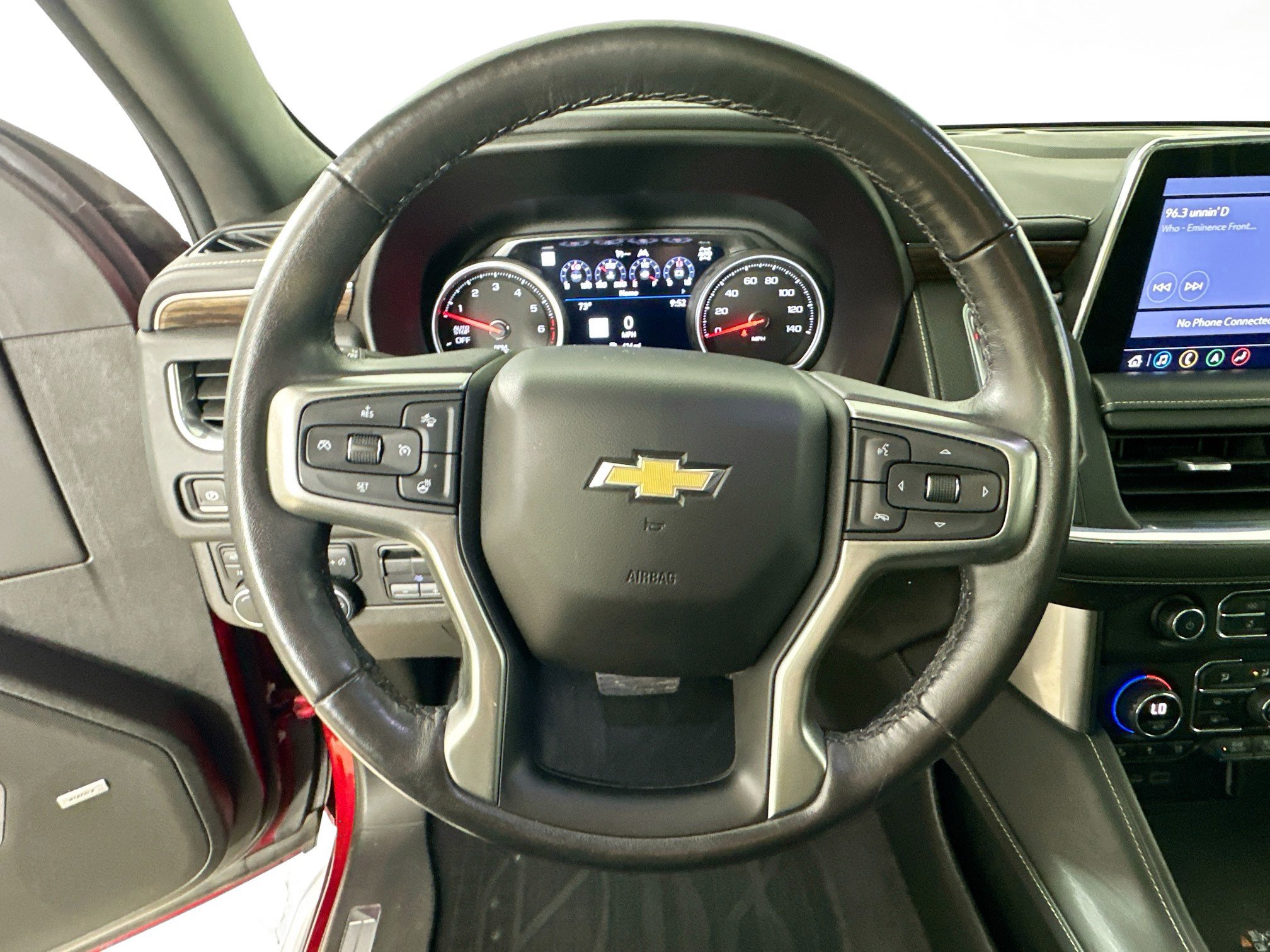 Used 2021 Chevrolet Tahoe Premier w/ Premium Package AWD/4WD image 11