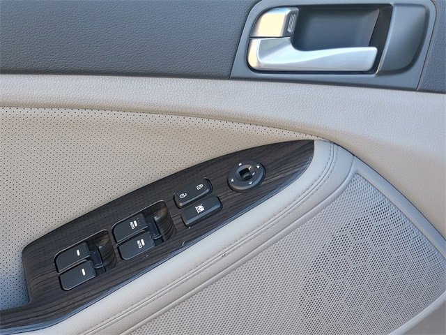 Used 2015 Kia Optima EX image 11