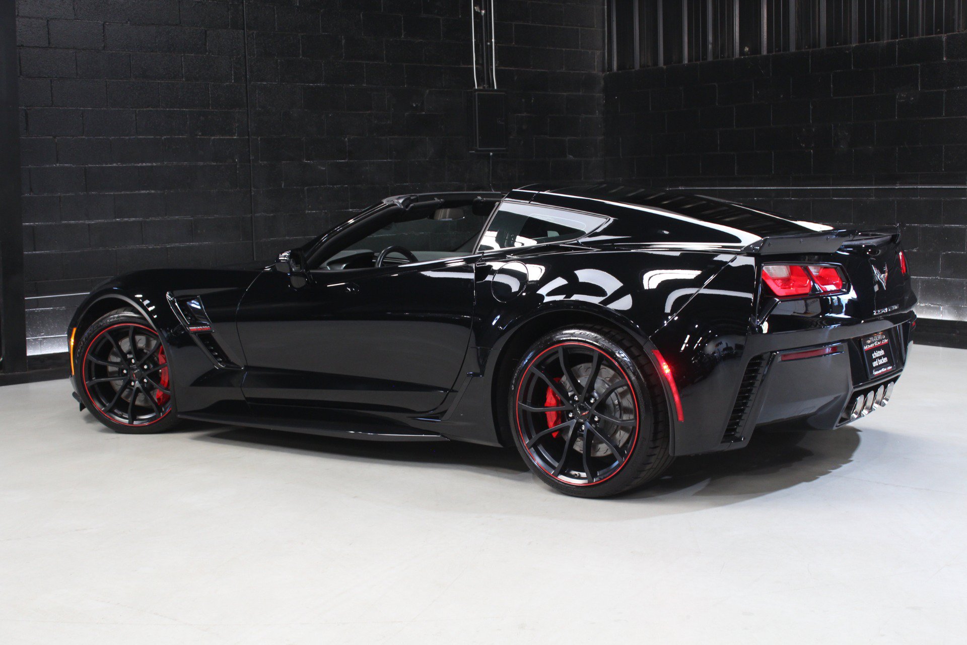 Used 2019 Chevrolet Corvette Grand Sport RWD image 15