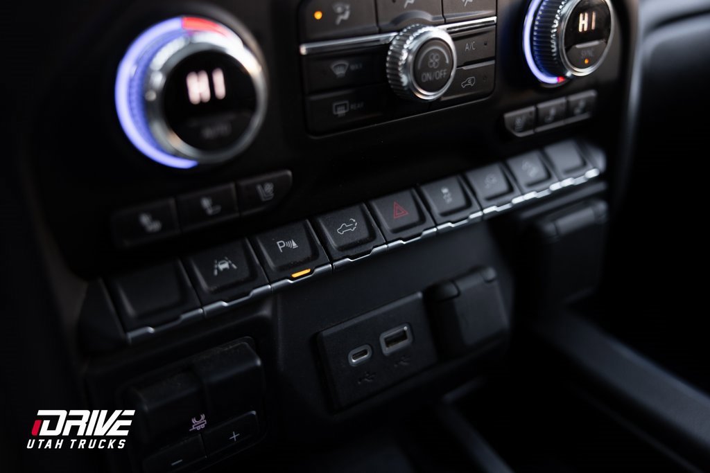 Used 2022 GMC Sierra 1500 AT4 image 41