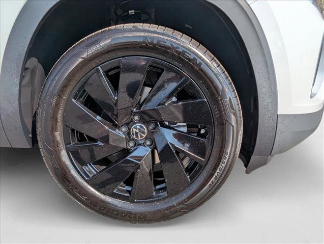 New 2026 Volkswagen Atlas SE image 9