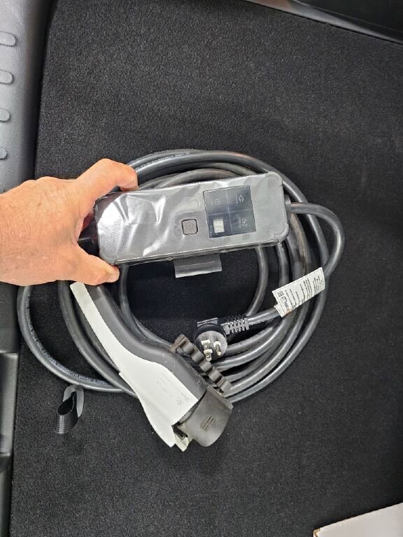 Used 2024 Hyundai Ioniq 5 Limited image 6