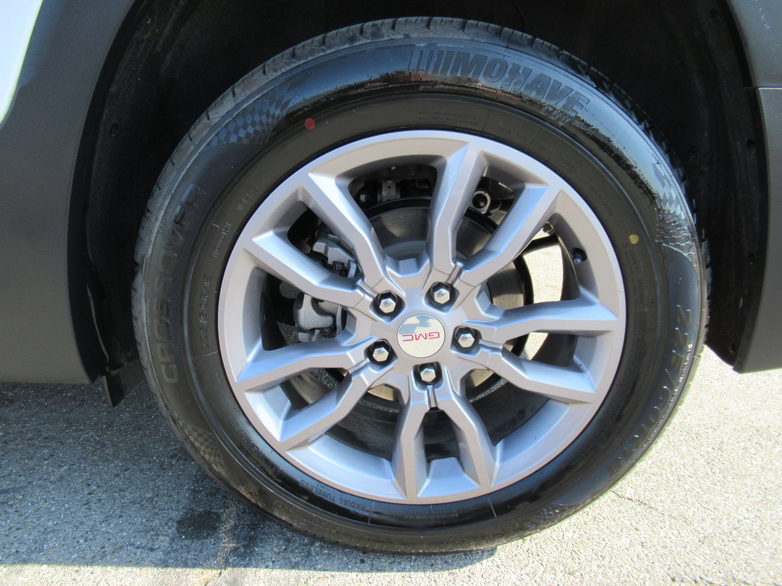 Used 2023 GMC Terrain SLT image 18