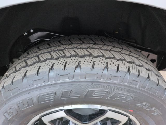 New 2026 Ford Bronco Outer Banks AWD/4WD image 30