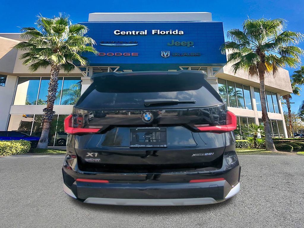 Used 2025 BMW X1 xDrive28i image 6