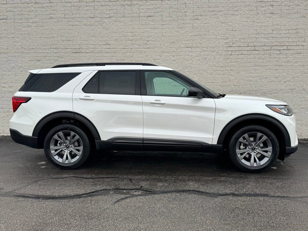 New 2026 Ford Explorer Active w/ Active Comfort Package image 7