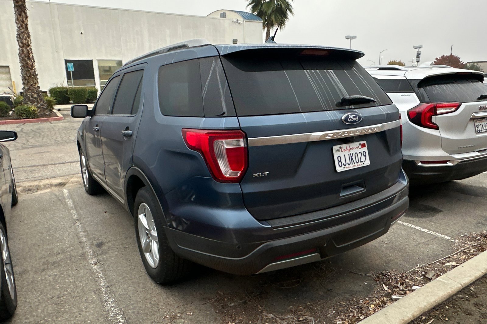 Used 2019 Ford Explorer XLT w/ Equipment Group 201A image 3
