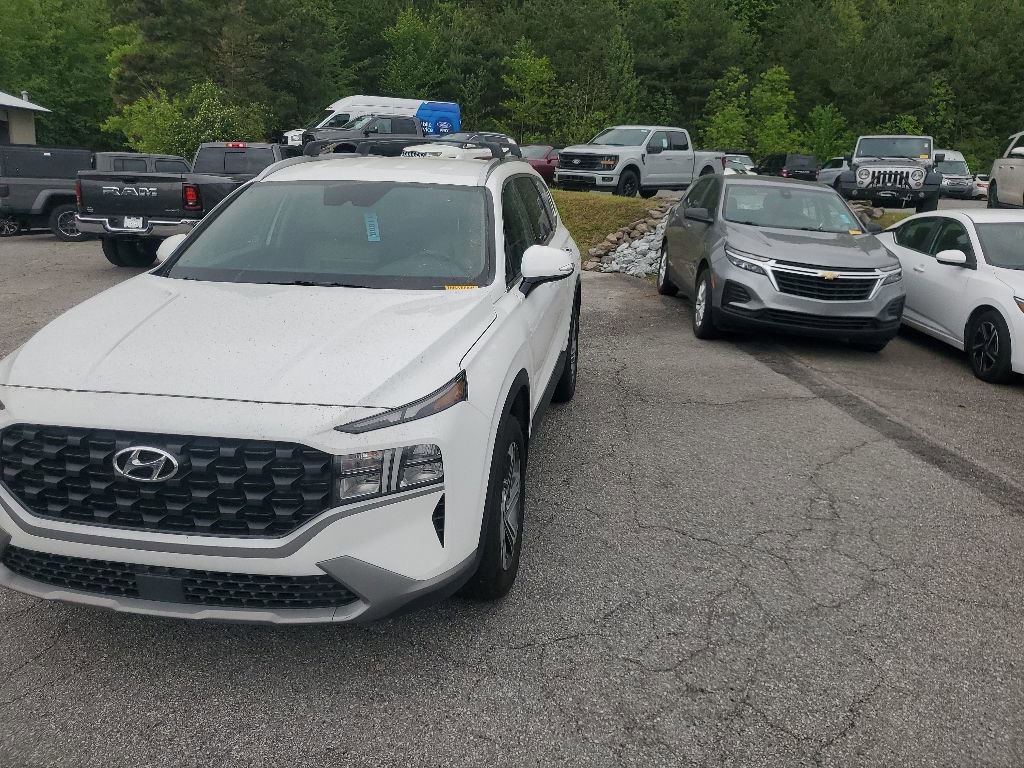 Used 2023 Hyundai Santa Fe SEL AWD/4WD image 2