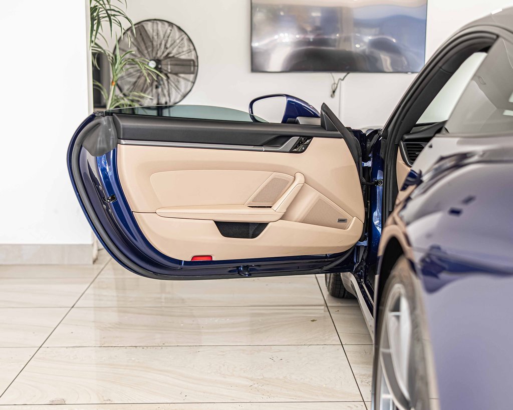 Used 2021 Porsche 911 Carrera S image 32