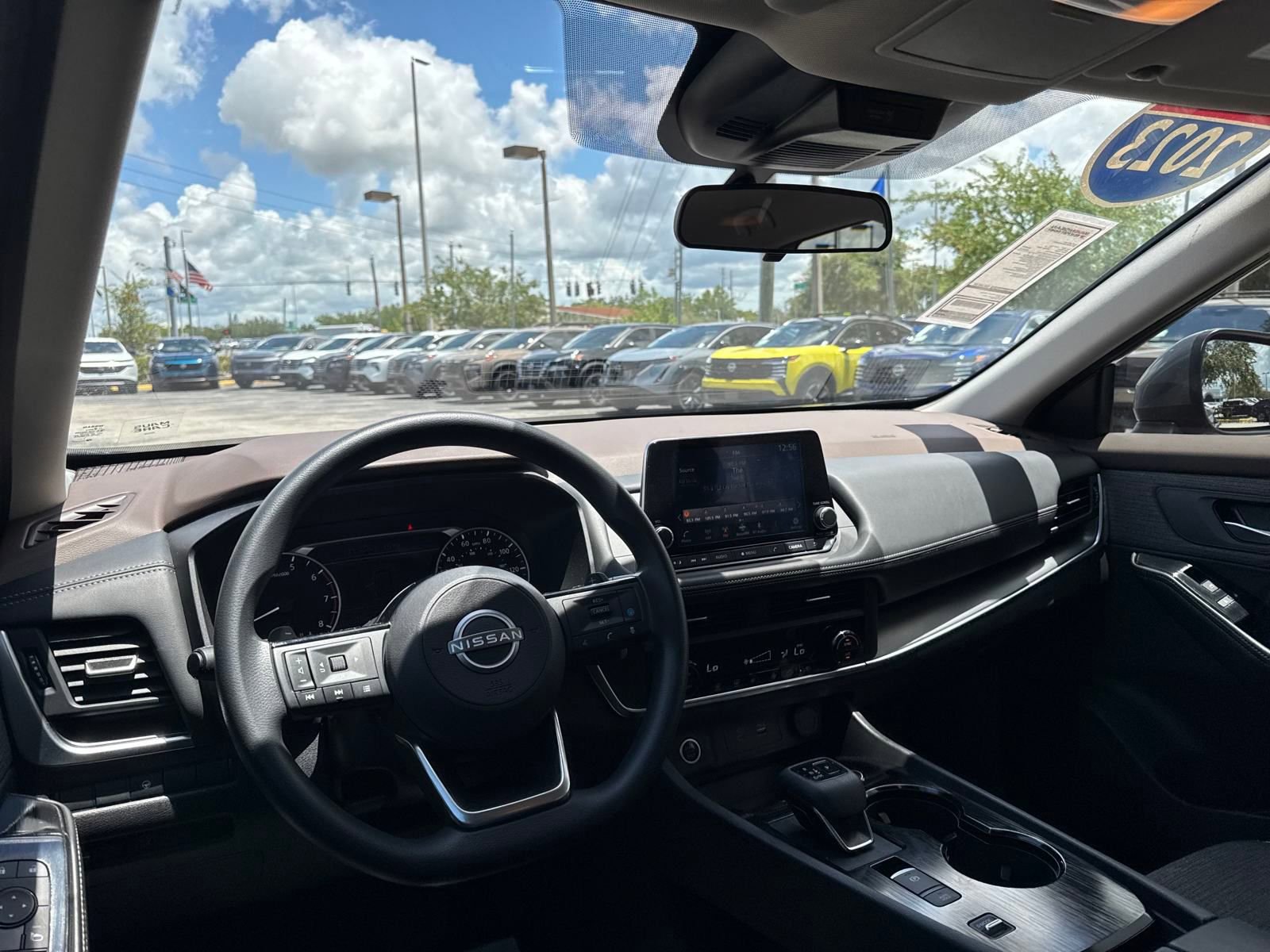 Certified 2023 Nissan Rogue SV image 11