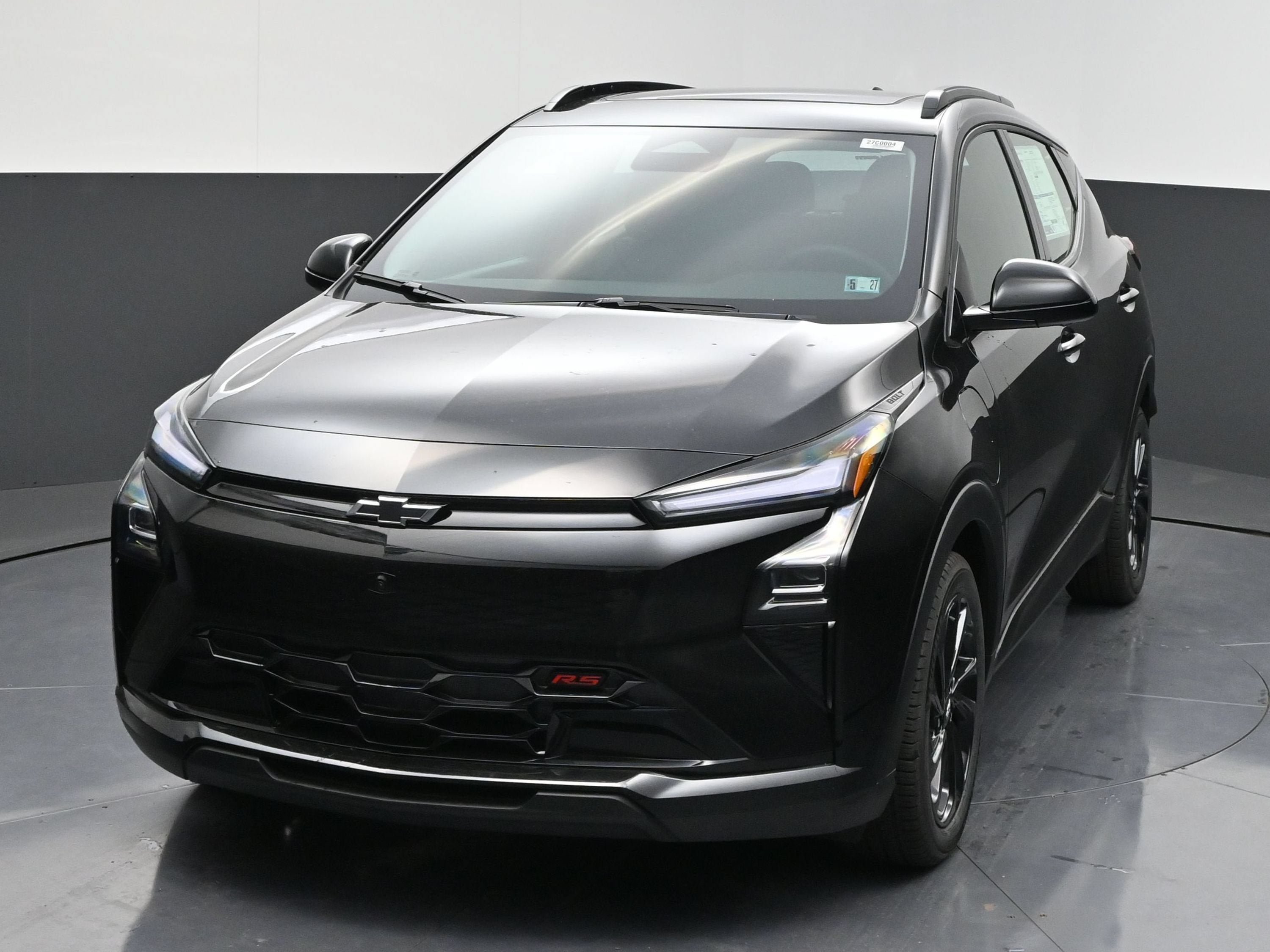 New 2027 Chevrolet Bolt RS w/ Technology Package FWD image 4