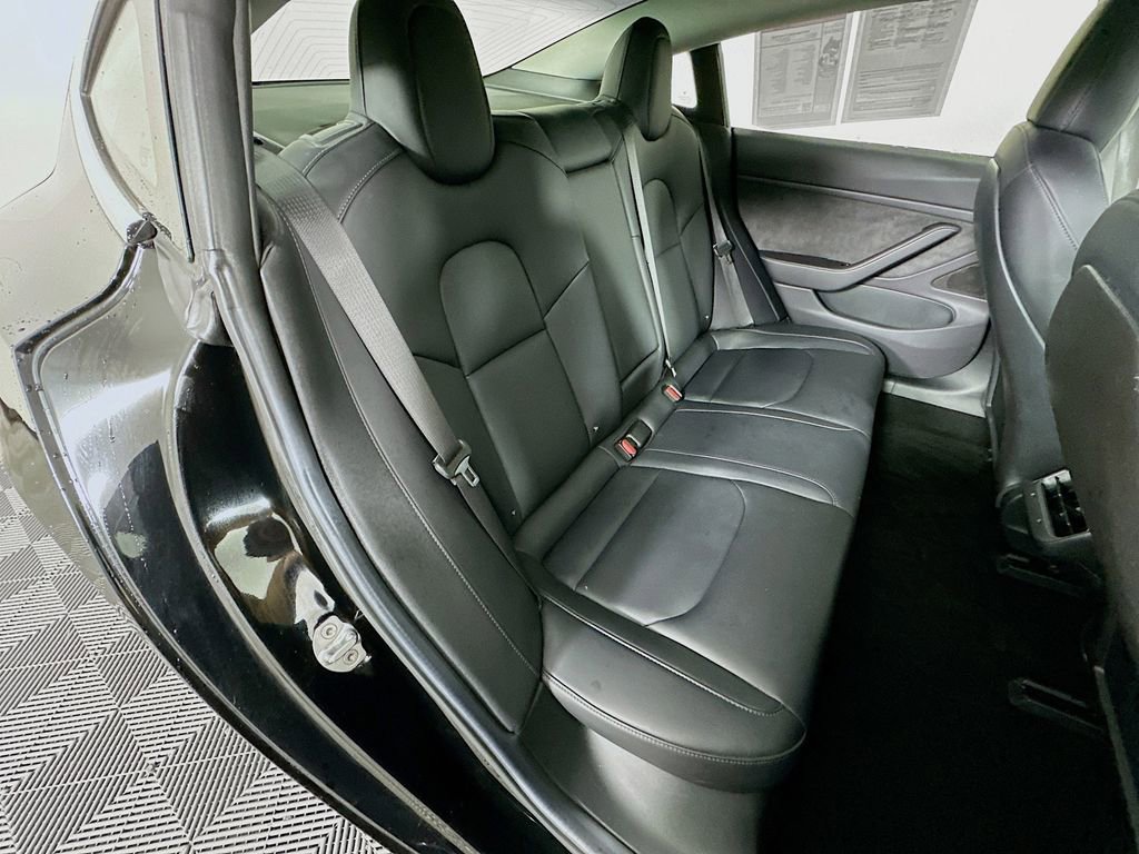 Used 2018 Tesla Model 3 Long Range image 30