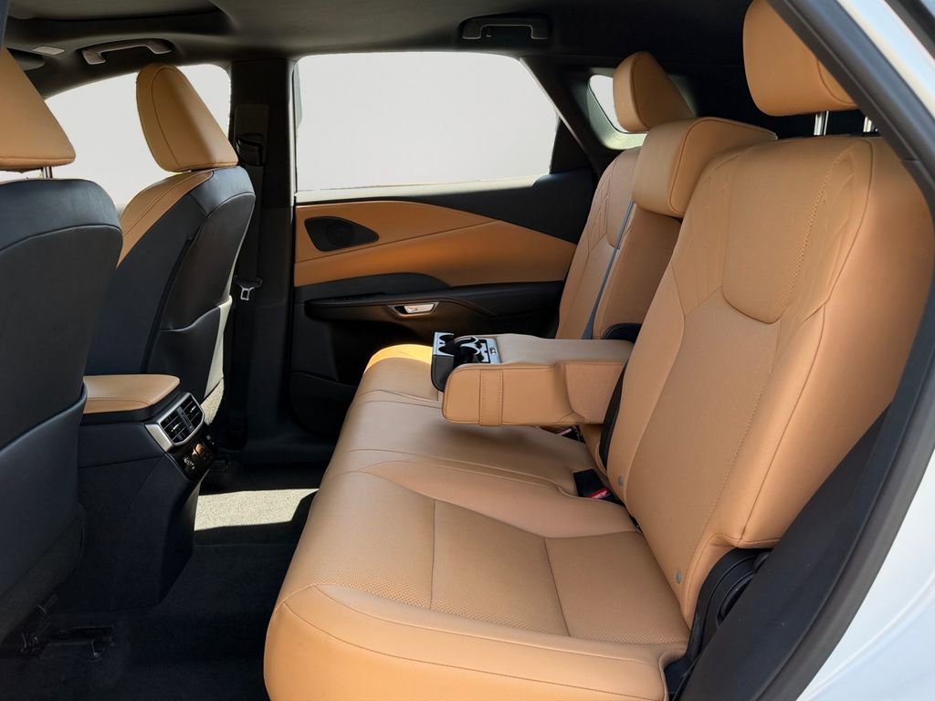 Used 2025 Lexus RX 350 Premium image 11