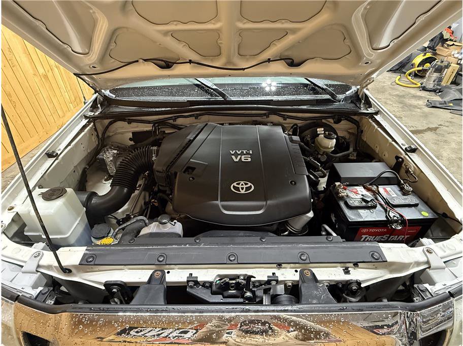 Used 2010 Toyota Tacoma 4x4 Double Cab image 30