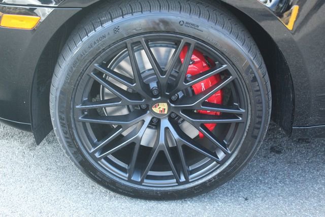 New 2026 Porsche Macan GTS image 15