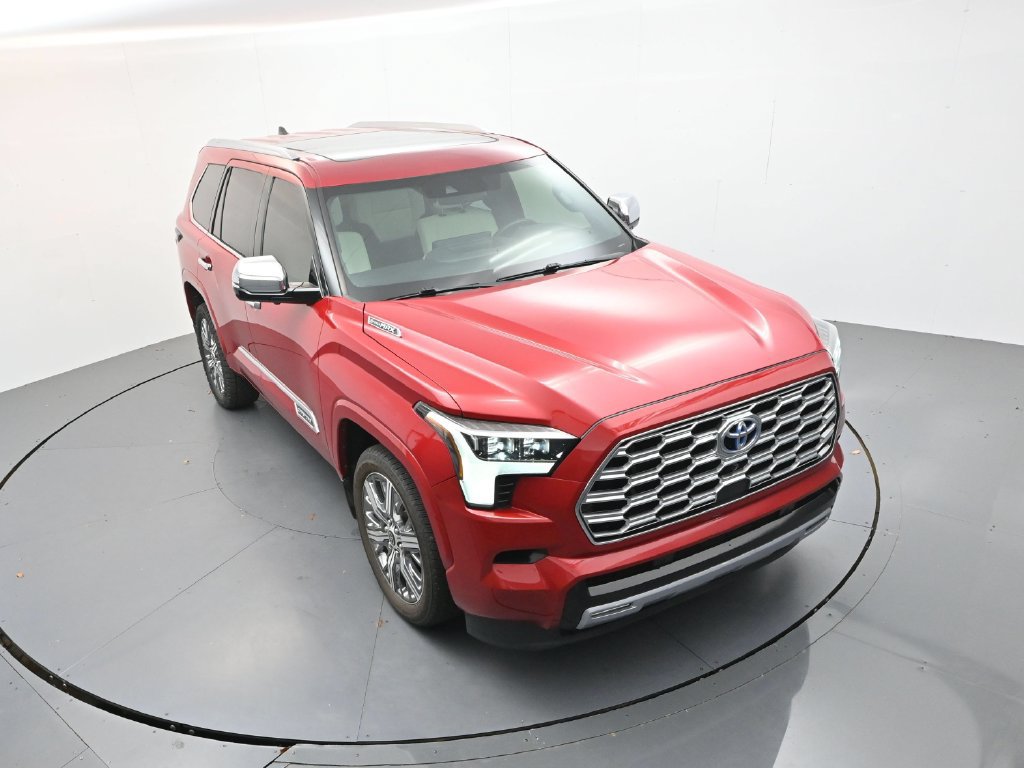 Used 2023 Toyota Sequoia Capstone AWD/4WD image 25