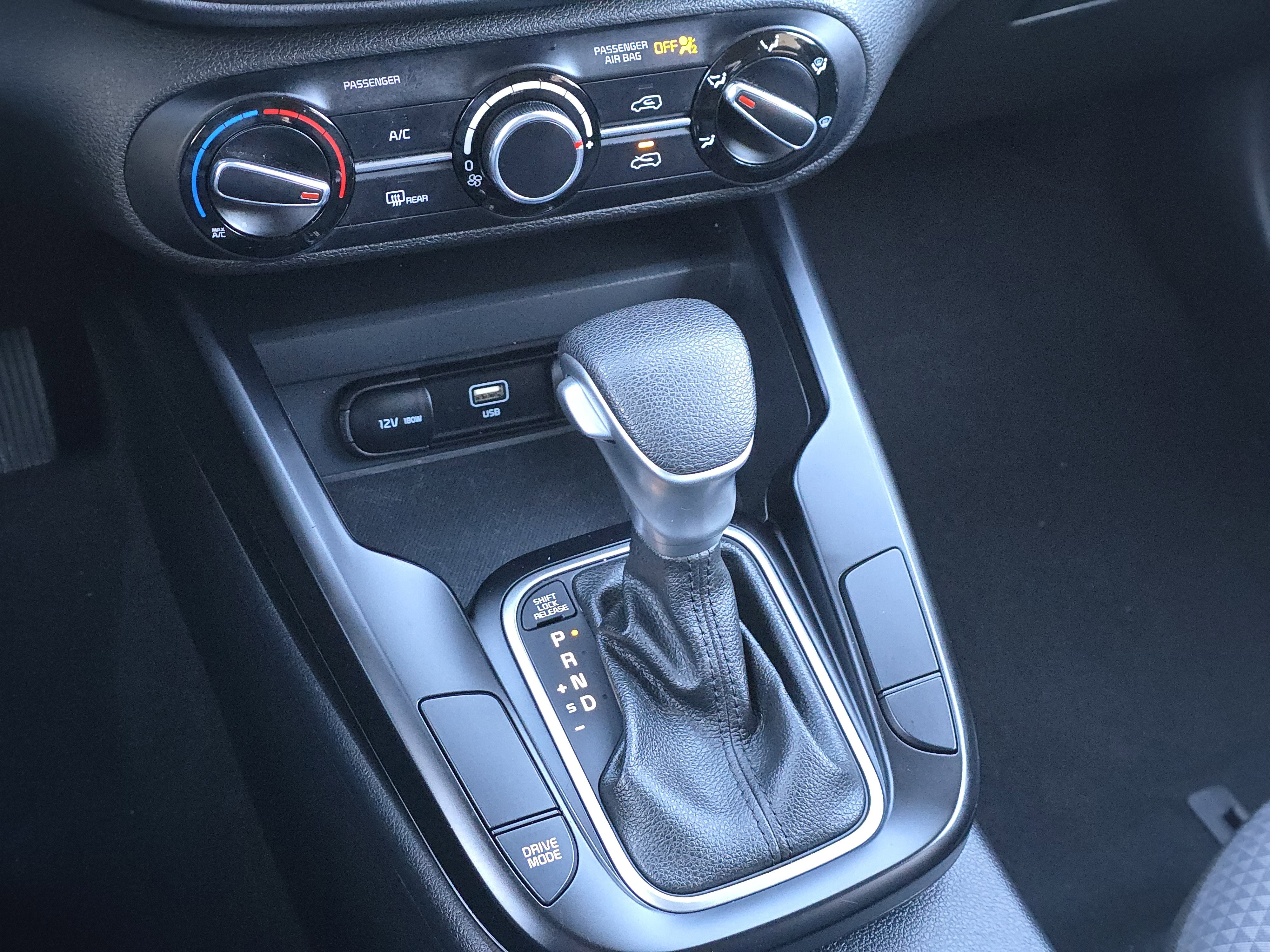 Used 2024 Kia Soul LX w/ Option Group 015 image 26