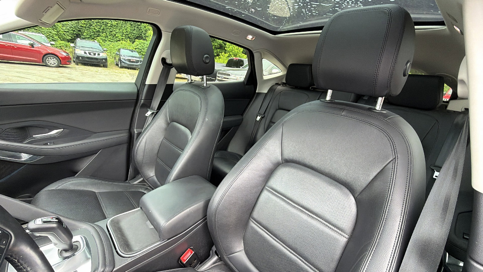 Used 2018 Jaguar E-PACE S AWD/4WD image 17