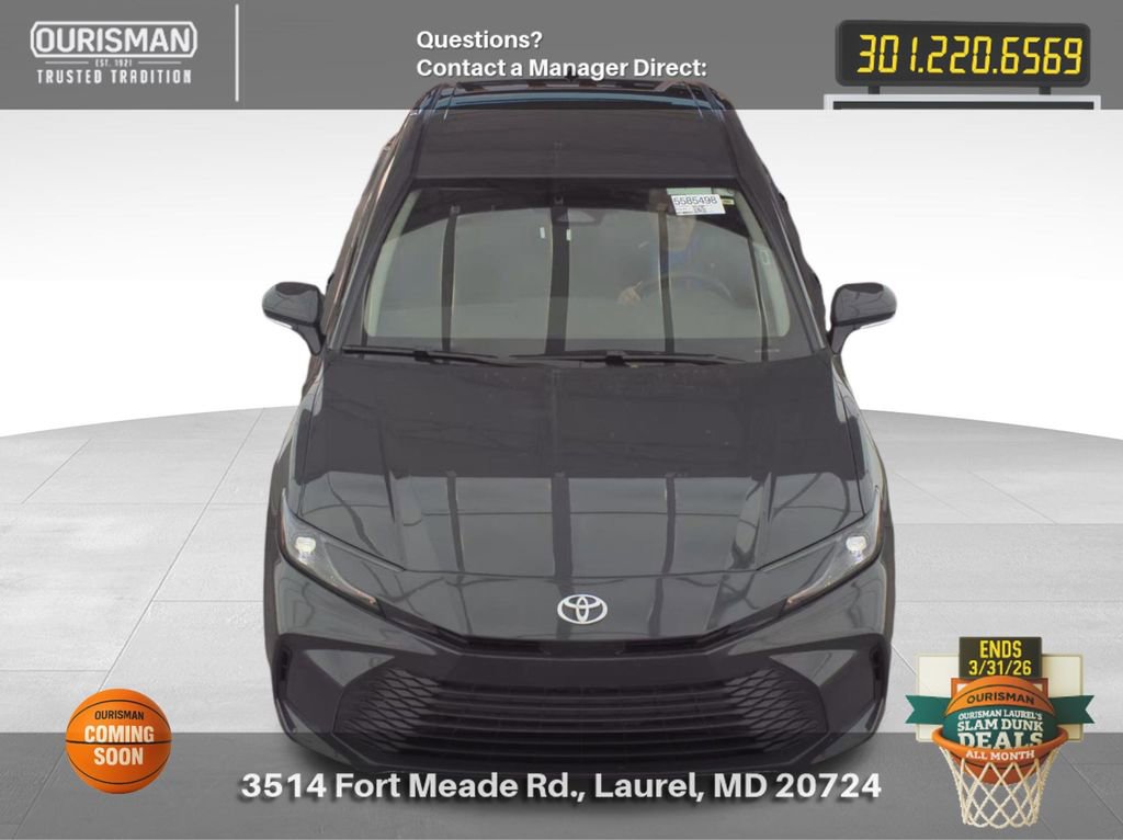 Used 2025 Toyota Camry LE image 10