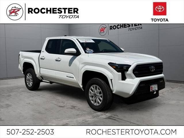 Certified 2025 Toyota Tacoma SR5 AWD/4WD image 73