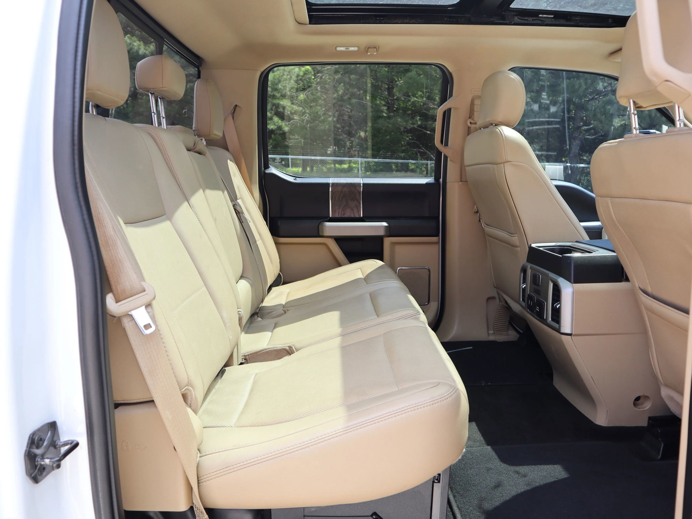 Used 2018 Ford F250 Lariat w/ Lariat Ultimate Package image 14