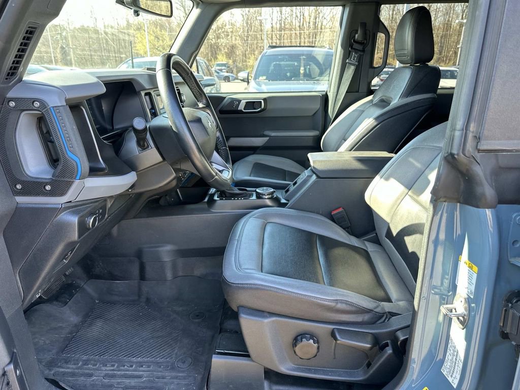 Used 2021 Ford Bronco Black Diamond image 23