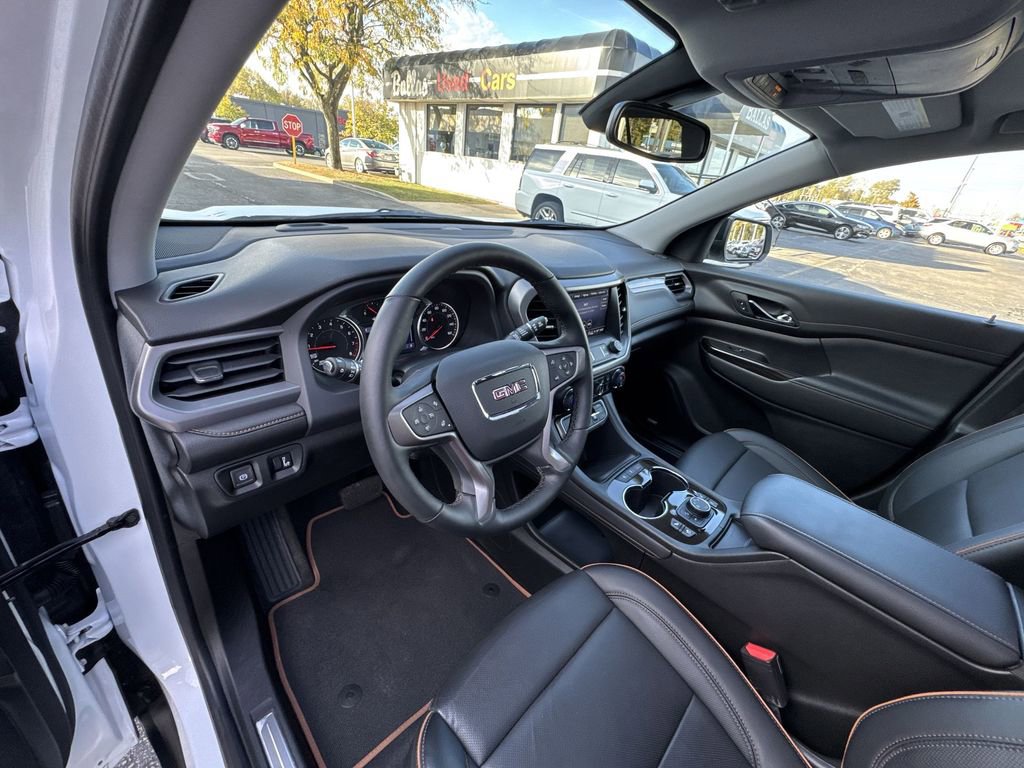 Certified 2023 GMC Acadia AT4 w/ Preferred Package image 10