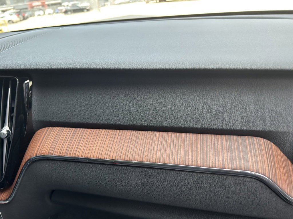 Certified 2024 Volvo XC60 T8 Plus w/ Climate Package image 23