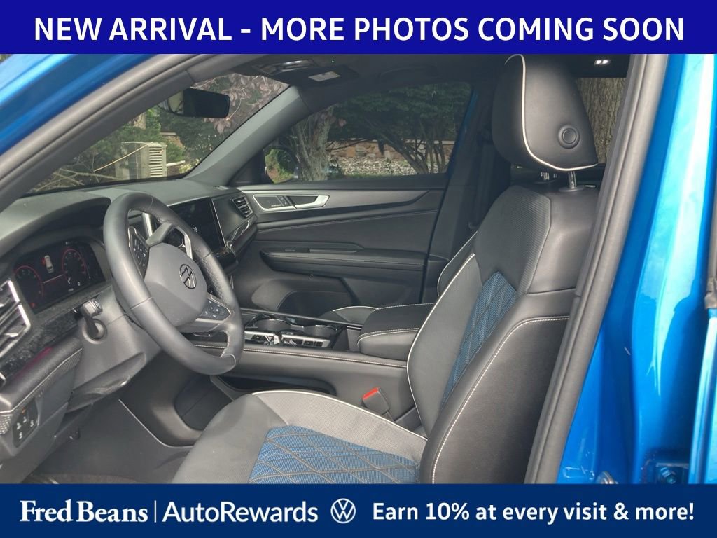Used 2024 Volkswagen Atlas Cross Sport SEL Premium R-Line AWD/4WD image 9