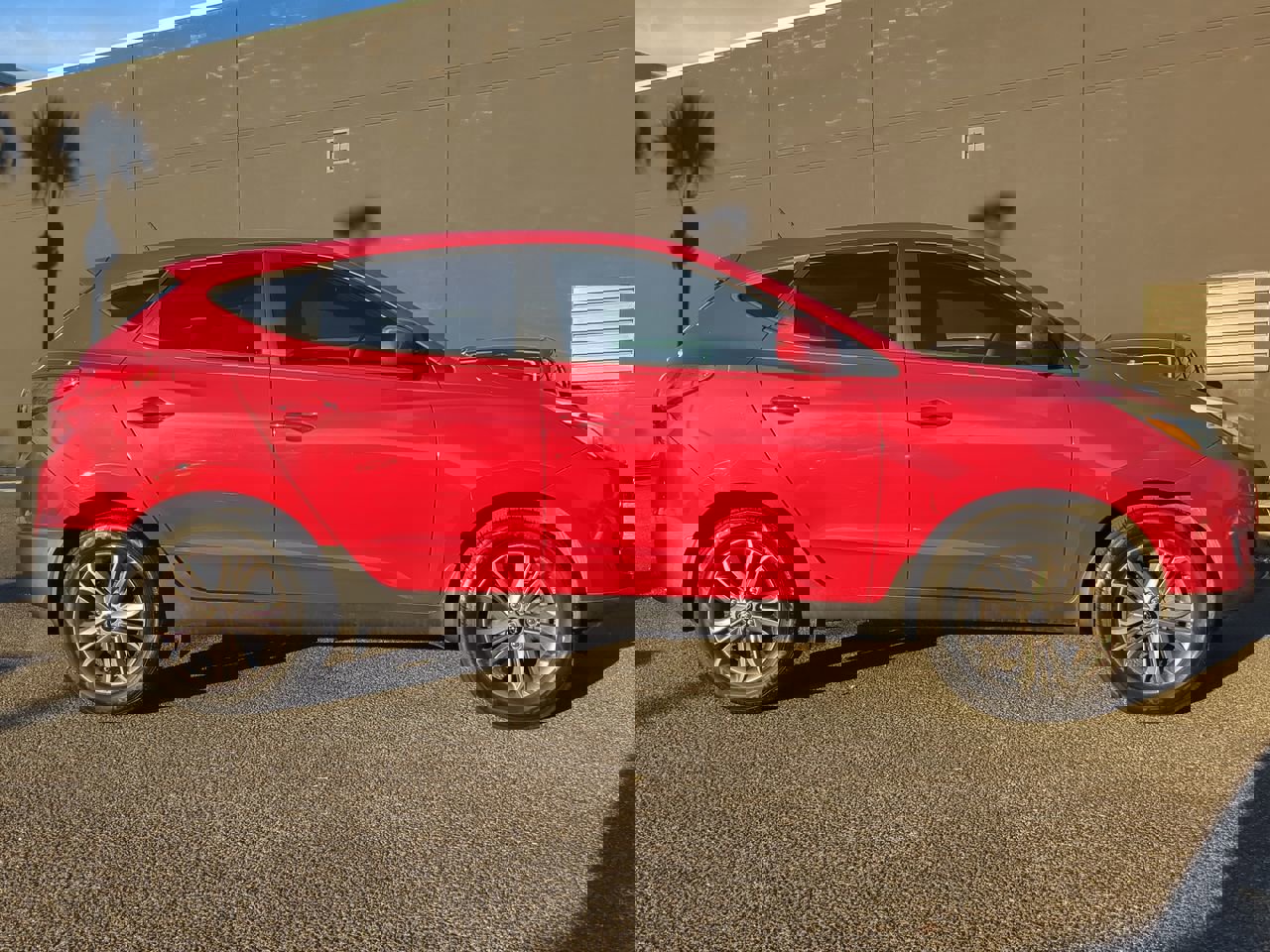 Used 2015 Hyundai Tucson GLS image 2