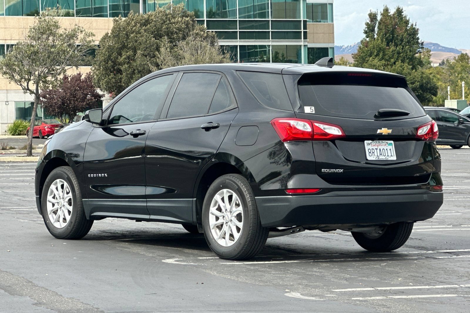 Used 2020 Chevrolet Equinox LS FWD image 6