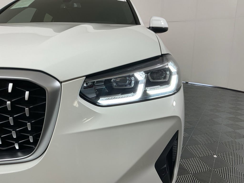 Certified 2023 BMW X4 xDrive30i AWD/4WD image 8
