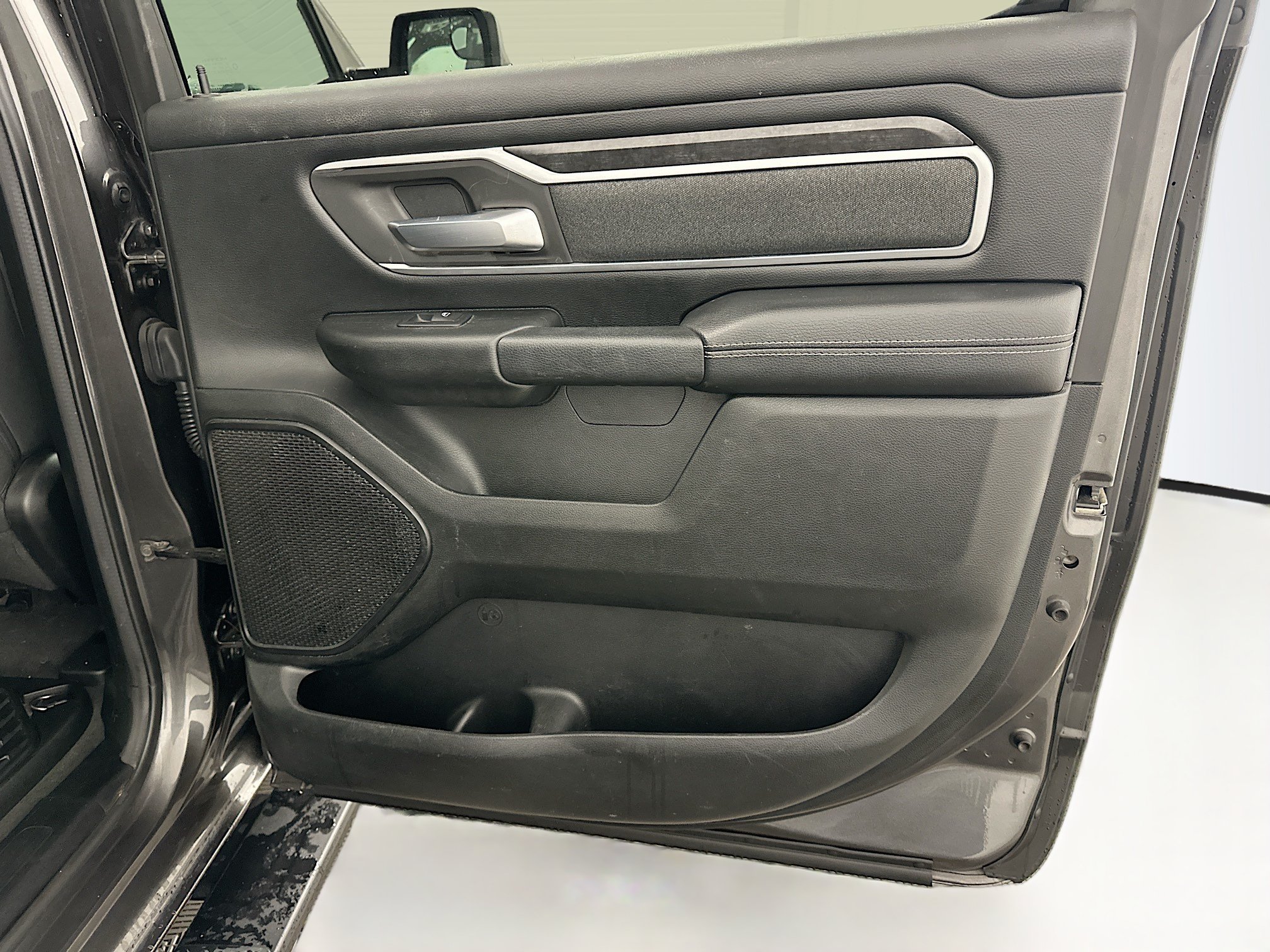 Used 2020 RAM 1500 Big Horn AWD/4WD image 30