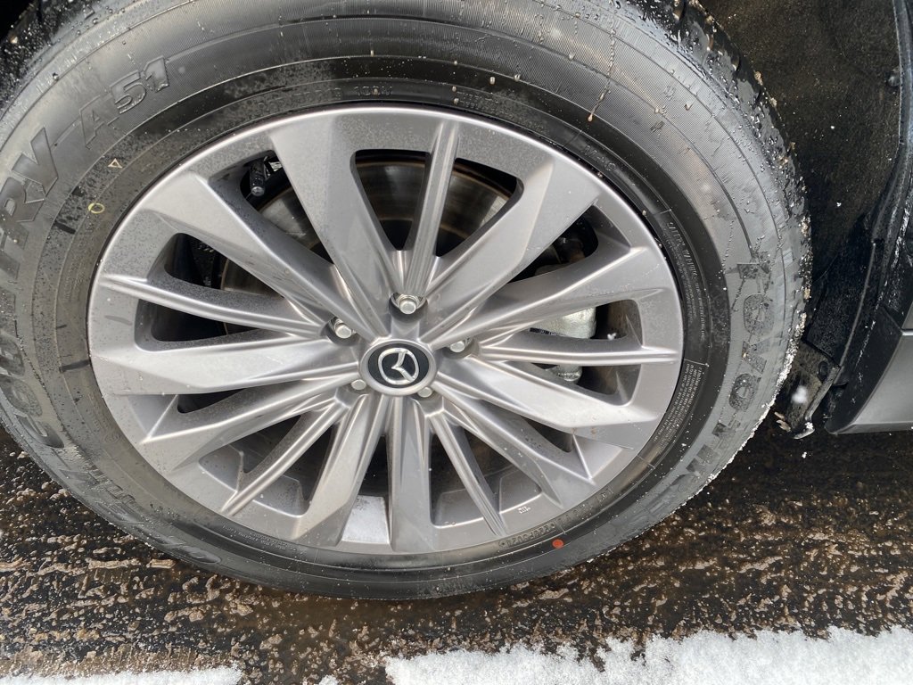 Certified 2025 MAZDA CX-90 3.3 Turbo w/ Select Package image 27